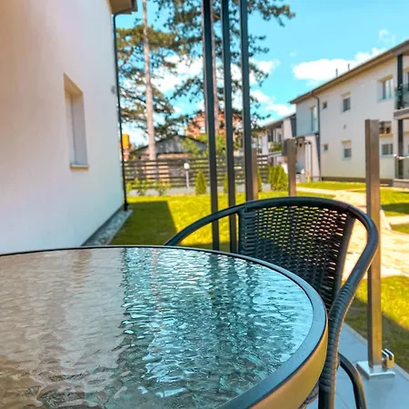 Leda 1-2 Aranypart Apartament
