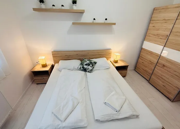 Apartament Leda 1-2 Aranypart Siófok