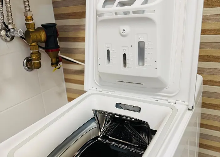 Leda 1-2 Aranypart Apartament